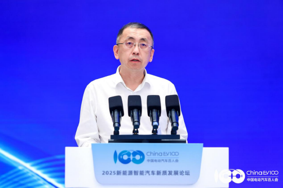 岚图汽车卢放：岚图FREE+上市15分钟锁单突破11583台，用户称“这款车改到了心坎里”